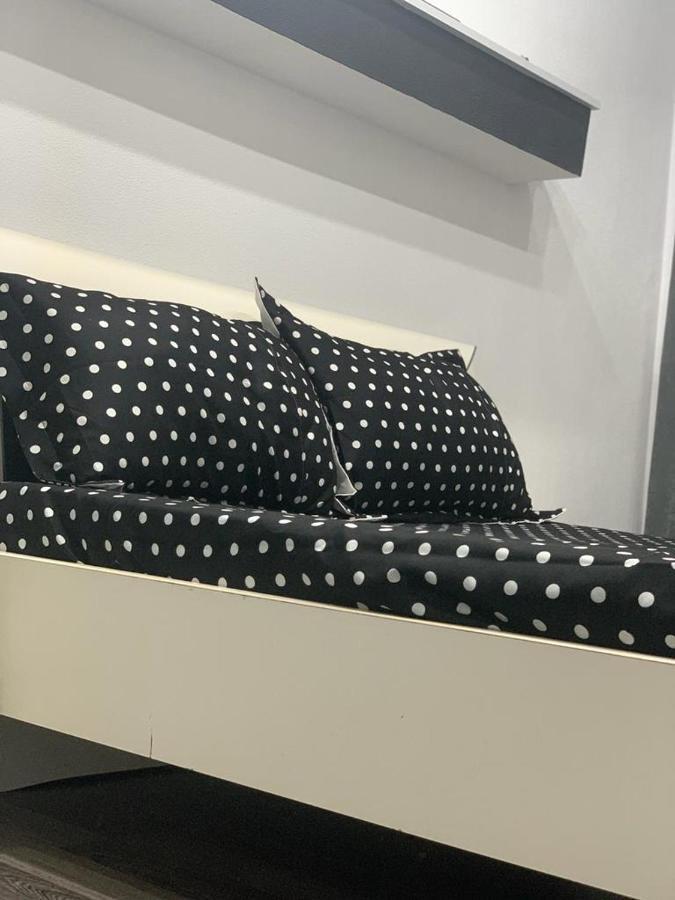 Apartament B Orizont 바커우 외부 사진